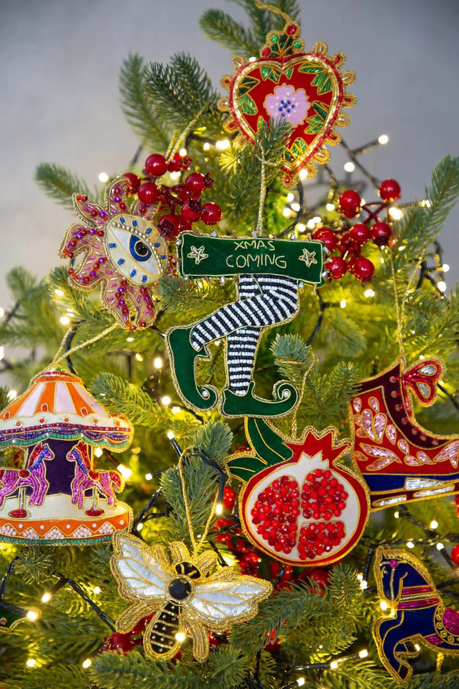Hand Embroidery Napking Ring Pomegranate – IL Natale del Re – Amprio Milano
