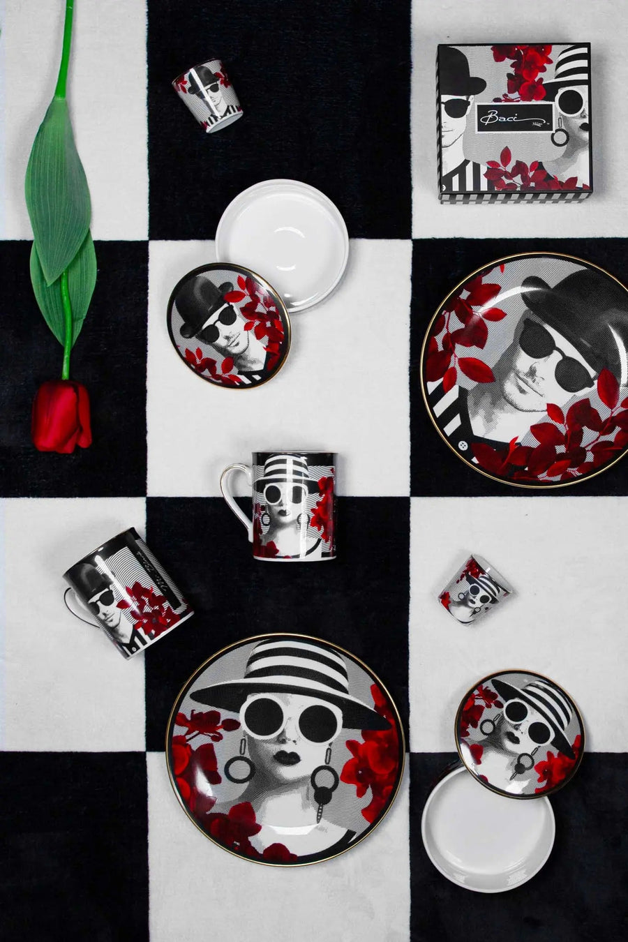Round Box Mrs. White - Gli inseparabili - Amprio Milano